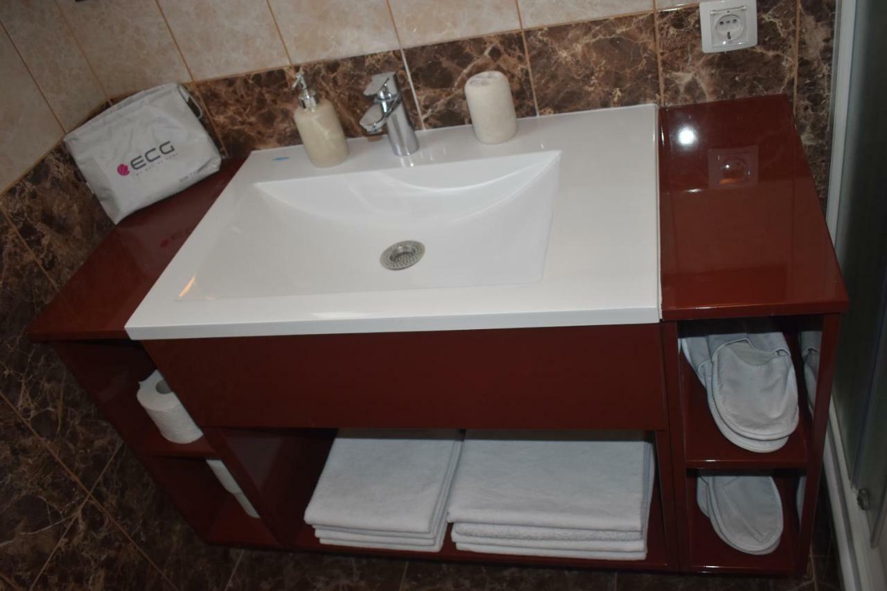 ホテル Ethno House Izvor Vrelo Koreničko エクステリア 写真
